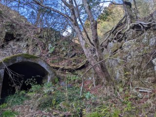 旧四時川発電所の排水溝